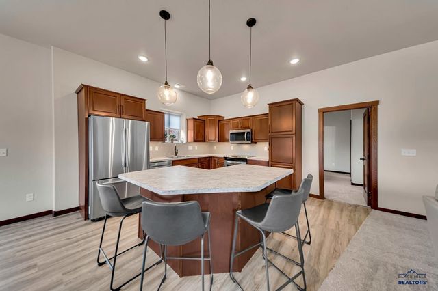 5920 BENDT DR, Rapid City, SD 57702