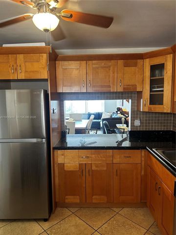 410 SE 2nd St 308, Hallandale Beach, FL 33009