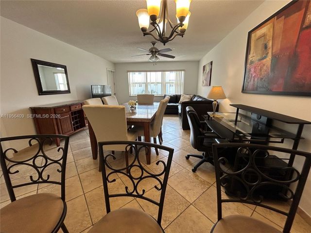 410 SE 2nd St 308, Hallandale Beach, FL 33009