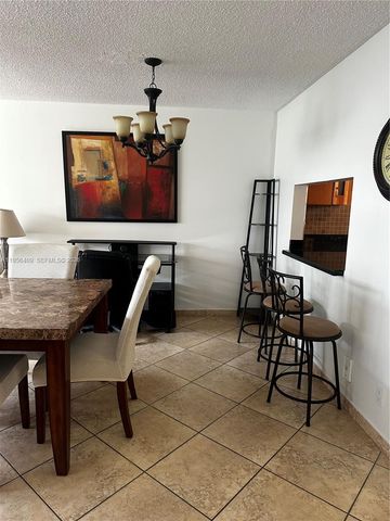 410 SE 2nd St 308, Hallandale Beach, FL 33009