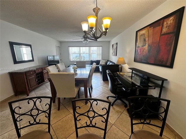 410 SE 2nd St 308, Hallandale Beach, FL 33009