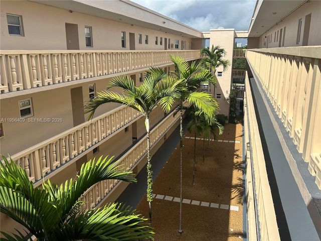 410 SE 2nd St 308, Hallandale Beach, FL 33009