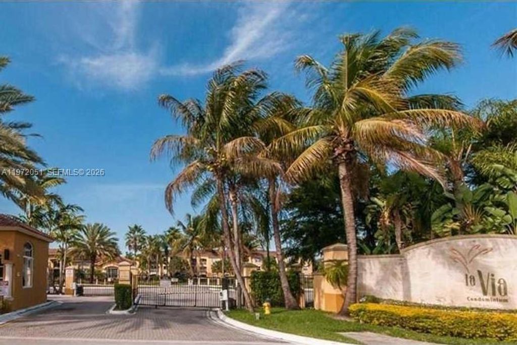 150 NW 96th Ave 9210, Pembroke Pines, FL 33024