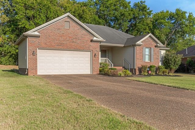 345 Irish Circle, Hopkinsville, KY 42240
