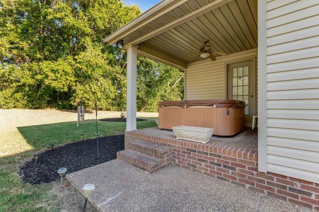 345 Irish Circle, Hopkinsville, KY 42240