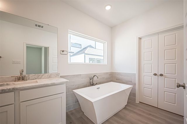 8919 Grovner Place, Houston, TX 77055