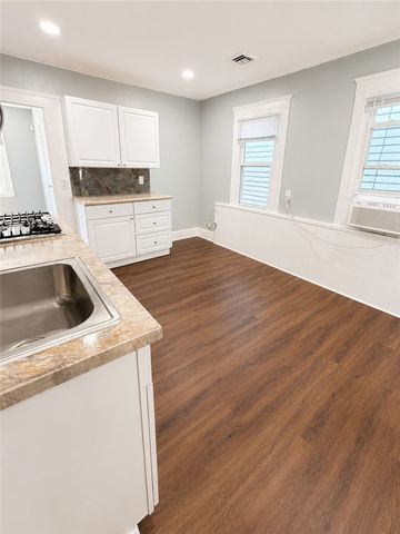 33 West Friendship Street 2, Providence, RI 02907