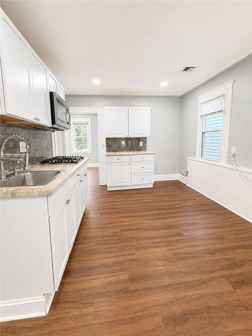 33 West Friendship Street 2, Providence, RI 02907