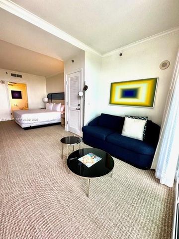 4401 Collins Ave 1817, Miami Beach, FL 33140