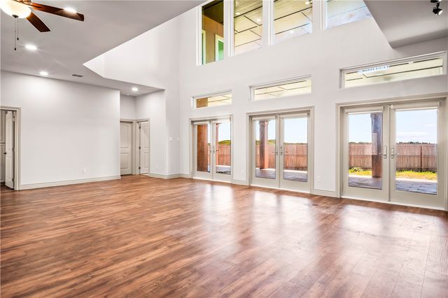 129 Bikini Dr, Port Aransas, TX 78373