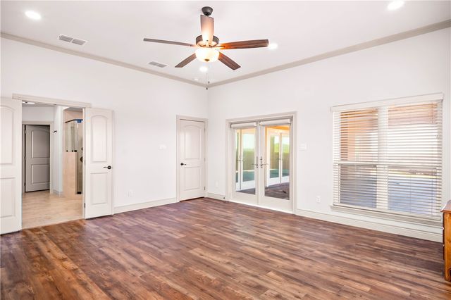 129 Bikini Dr, Port Aransas, TX 78373