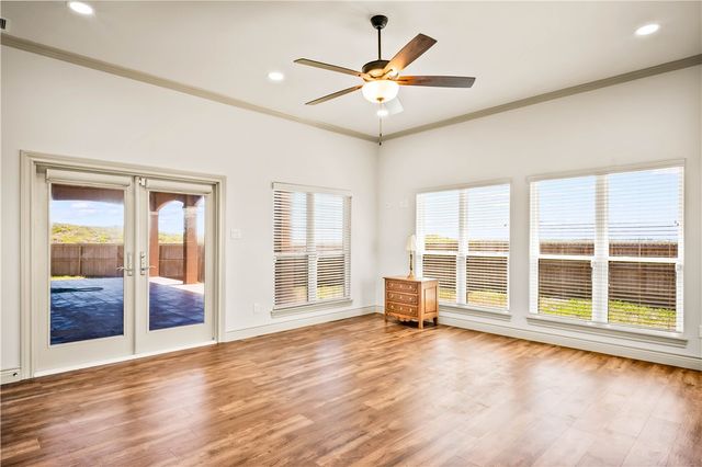 129 Bikini Dr, Port Aransas, TX 78373