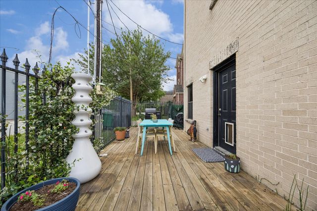 5201 Cornish Street, Houston, TX 77007