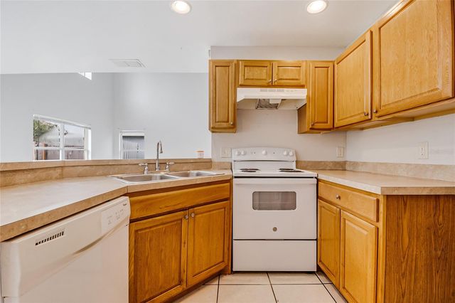 2405 CEDARFIELD LANE, Kissimmee, FL 34744
