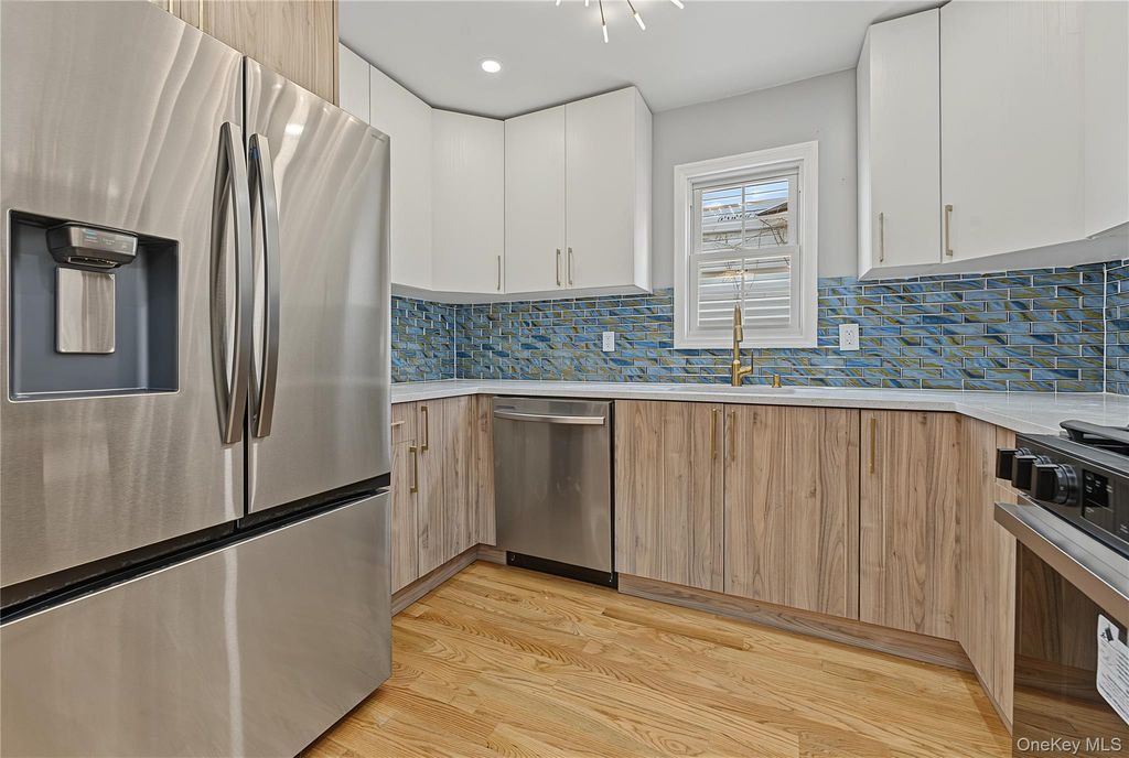 10824 164th Street, Jamaica, NY 11433 — photo 4