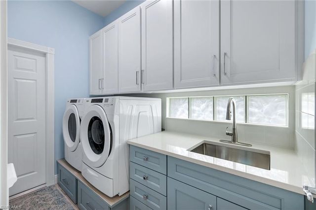 3787 Whidbey WAY, Naples, FL 34119