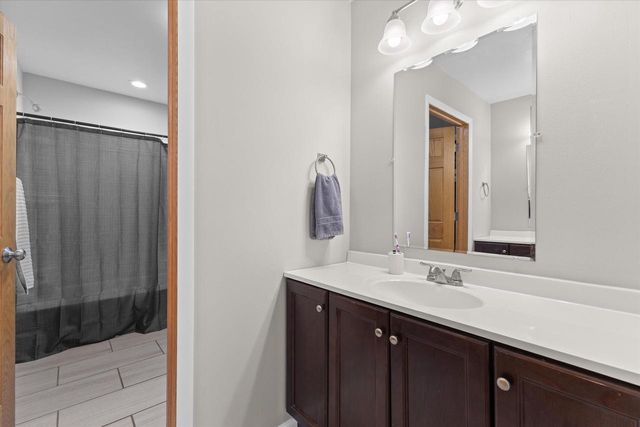 3025 South ROAD, Lake Geneva, WI 53147