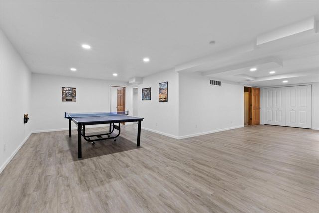 3025 South ROAD, Lake Geneva, WI 53147