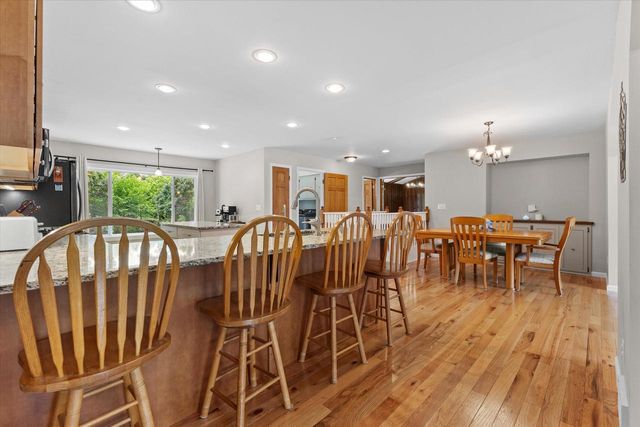 3025 South ROAD, Lake Geneva, WI 53147