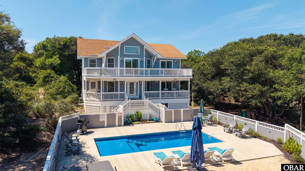 Image 1 of property listing at 15 Ocean View Loop, Southern Shores, NC 27949