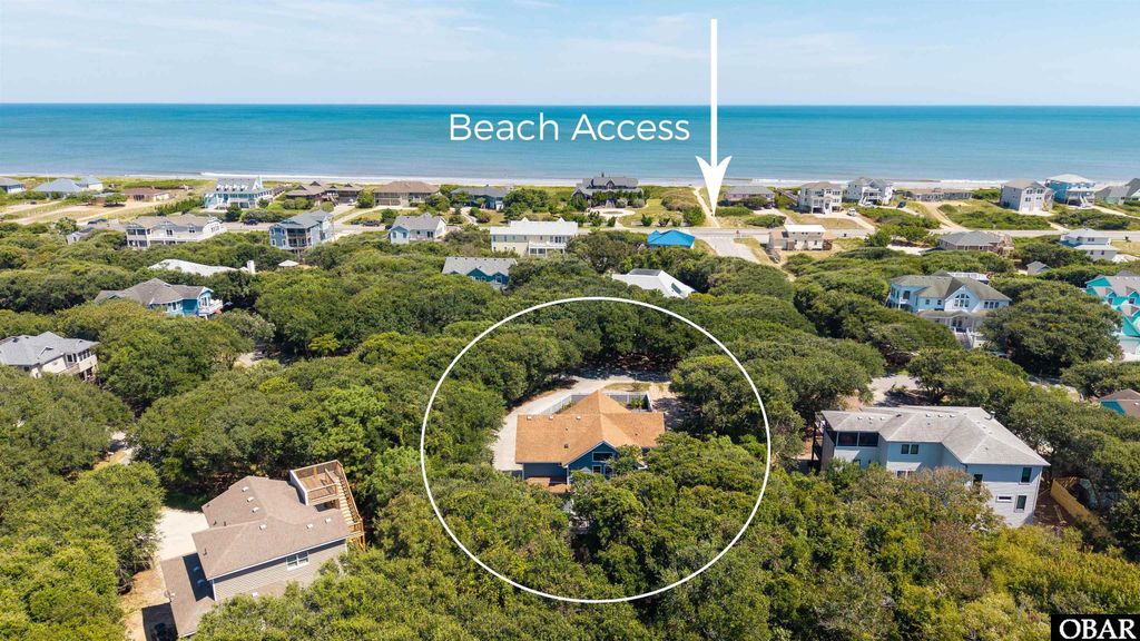 Image 11 of property listing at 15 Ocean View Loop, Southern Shores, NC 27949