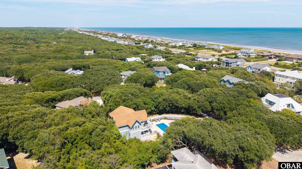 Image 15 of property listing at 15 Ocean View Loop, Southern Shores, NC 27949