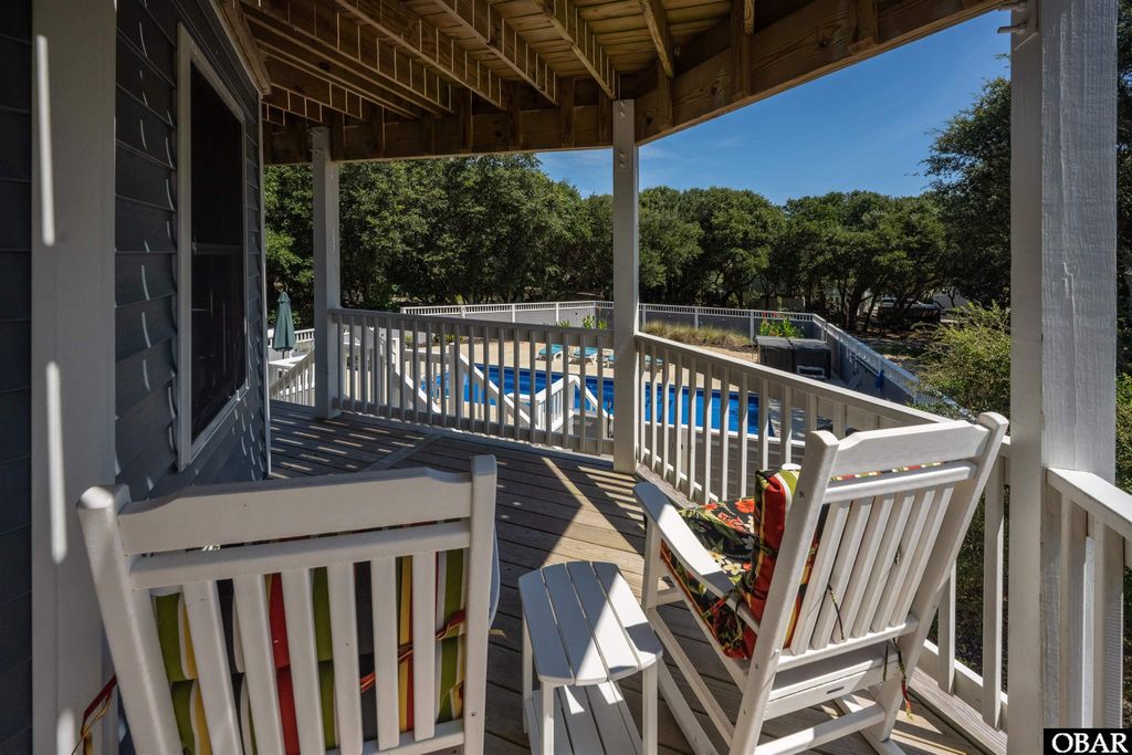 Image 26 of property listing at 15 Ocean View Loop, Southern Shores, NC 27949