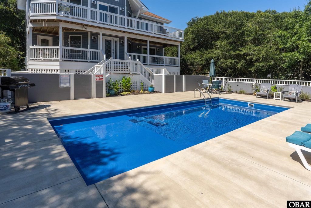 Image 28 of property listing at 15 Ocean View Loop, Southern Shores, NC 27949