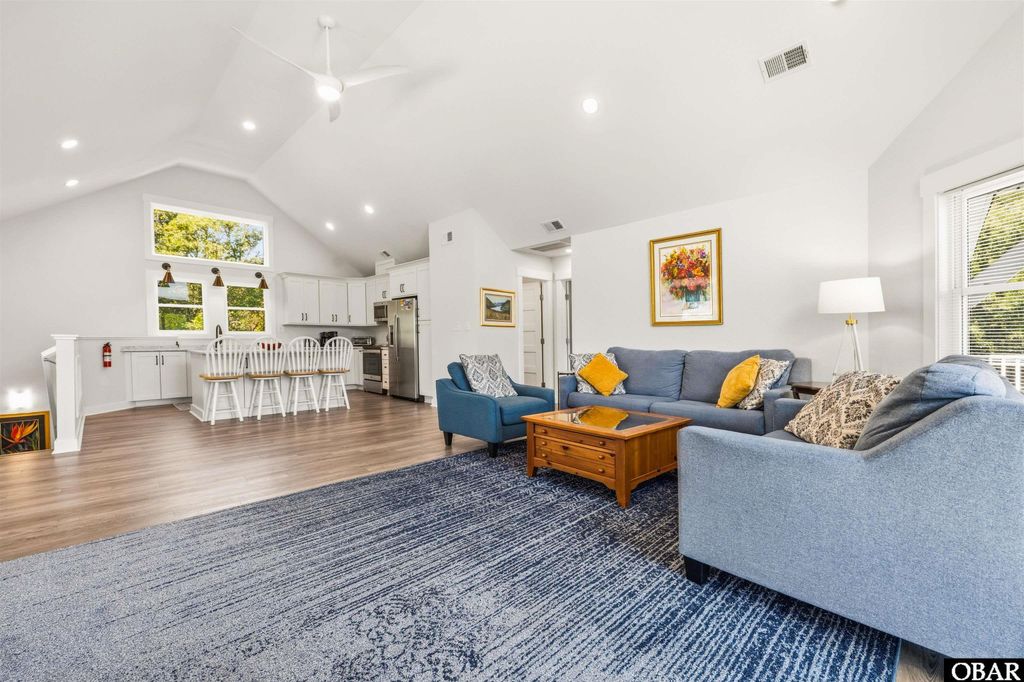 Image 44 of property listing at 15 Ocean View Loop, Southern Shores, NC 27949