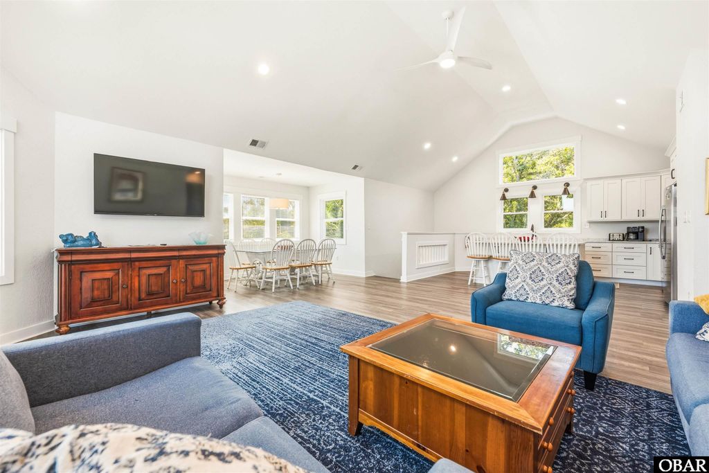Image 45 of property listing at 15 Ocean View Loop, Southern Shores, NC 27949