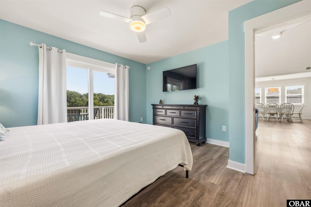 Image 49 of property listing at 15 Ocean View Loop, Southern Shores, NC 27949