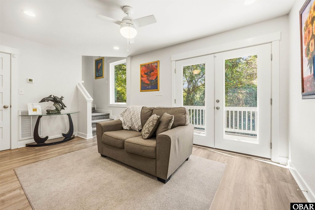 Image 53 of property listing at 15 Ocean View Loop, Southern Shores, NC 27949