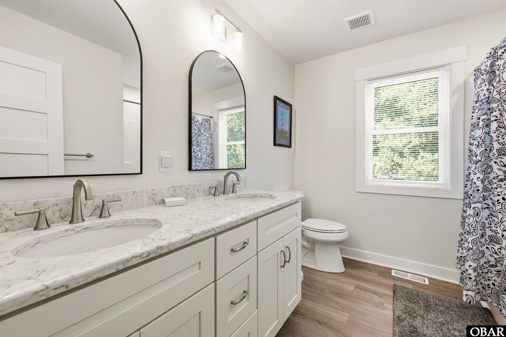 Image 57 of property listing at 15 Ocean View Loop, Southern Shores, NC 27949