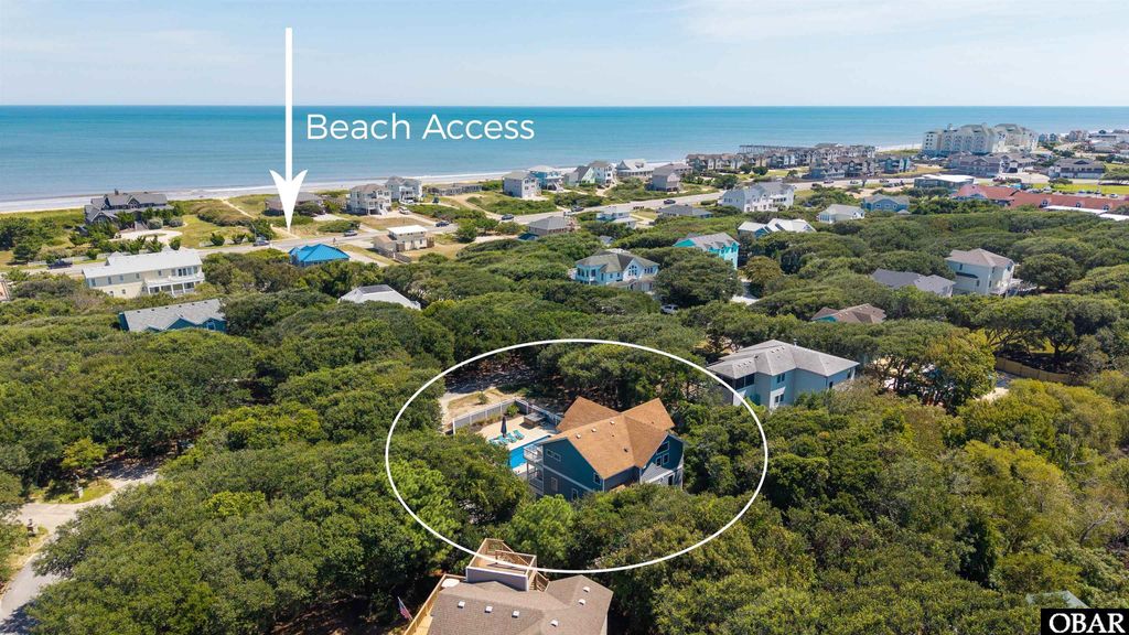 Image 7 of property listing at 15 Ocean View Loop, Southern Shores, NC 27949