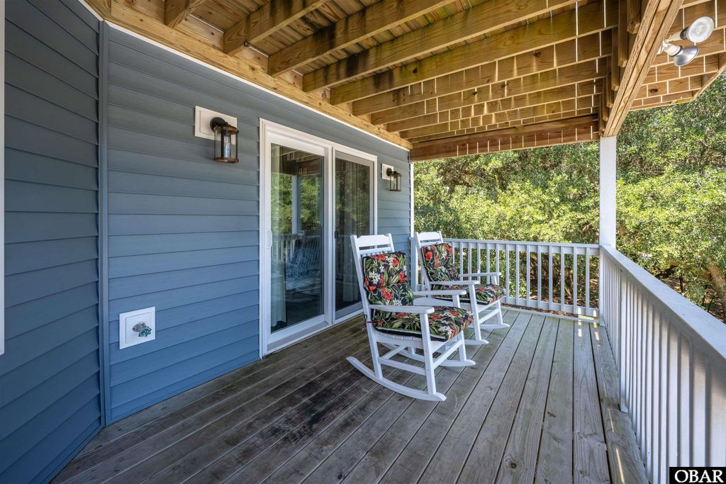 Image 68 of property listing at 15 Ocean View Loop, Southern Shores, NC 27949