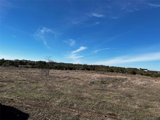 413 E E Flying Owl Drive, Johnson City, TX 78636