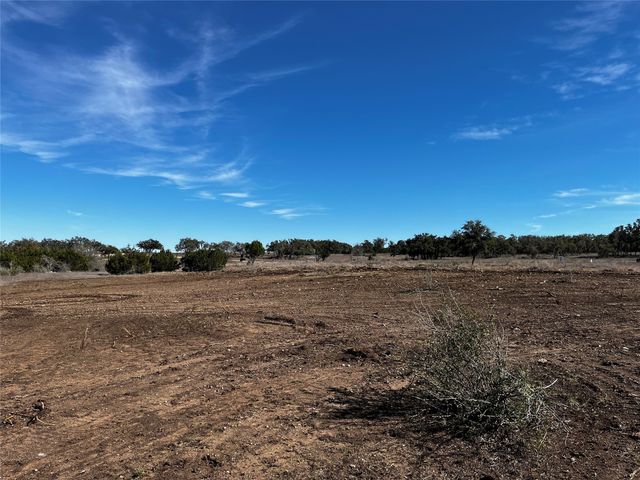 413 E E Flying Owl Drive, Johnson City, TX 78636