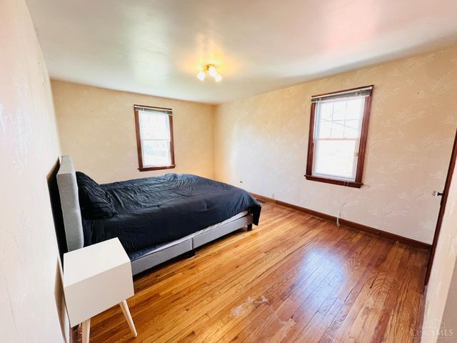 7905 Plainfield Road, Deer Park, OH 45236
