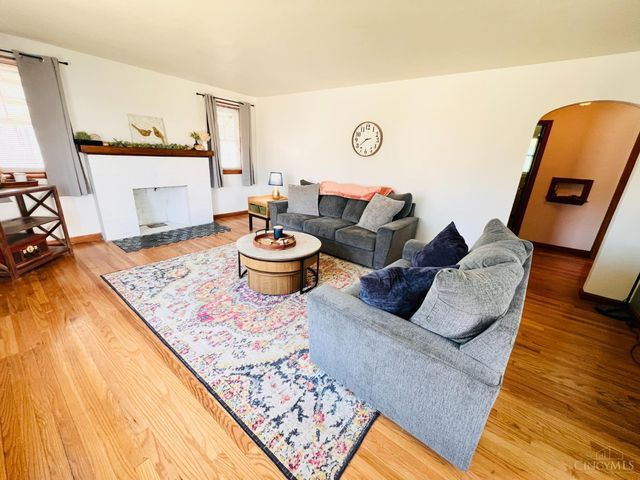 7905 Plainfield Road, Deer Park, OH 45236