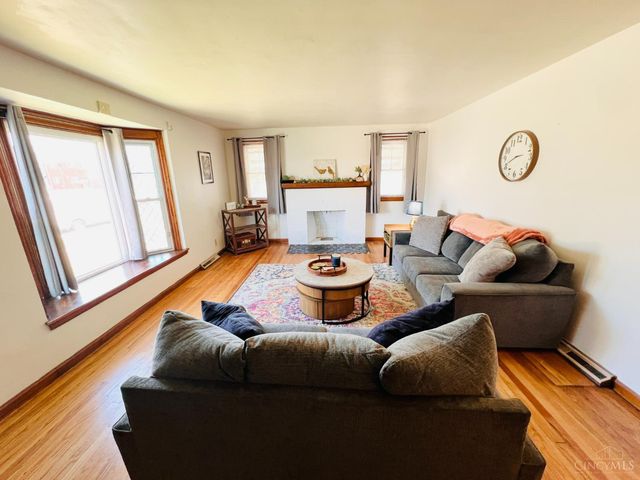 7905 Plainfield Road, Deer Park, OH 45236