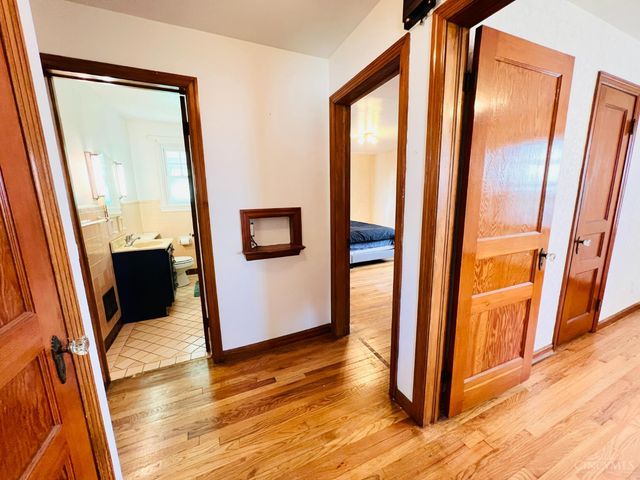 7905 Plainfield Road, Deer Park, OH 45236