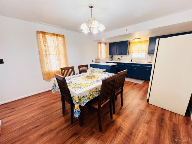 7905 Plainfield Road, Deer Park, OH 45236
