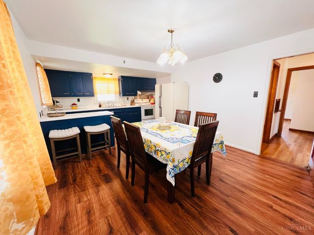 7905 Plainfield Road, Deer Park, OH 45236