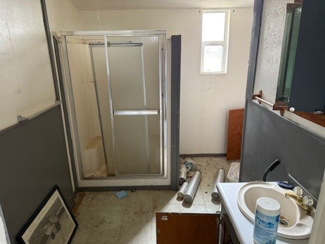 212 S Wilson Street, Bells, TX 75414