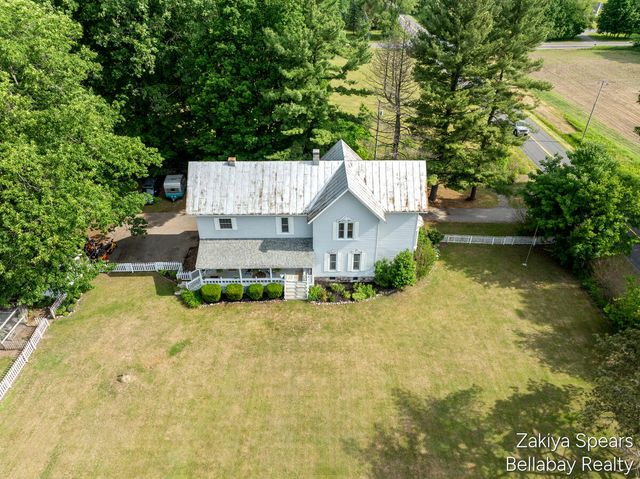 13543 Pine Lake Avenue Ne, Nelson Twp, MI 49319