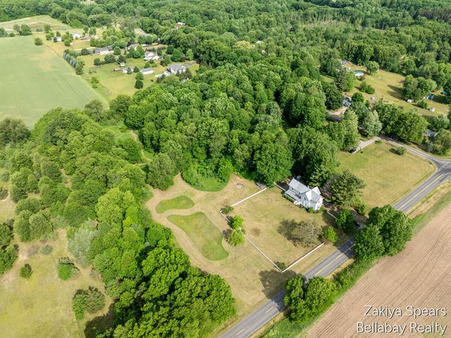 13543 Pine Lake Avenue Ne, Nelson Twp, MI 49319