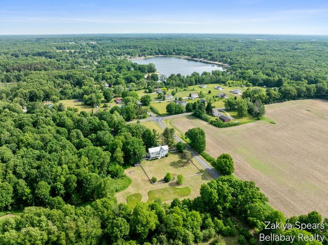 13543 Pine Lake Avenue Ne, Nelson Twp, MI 49319