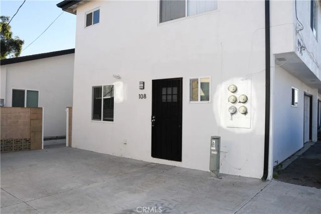 994 Valencia 108, Costa Mesa, CA 92626