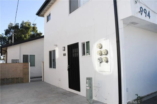 994 Valencia 108, Costa Mesa, CA 92626