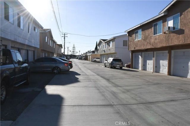 994 Valencia 108, Costa Mesa, CA 92626
